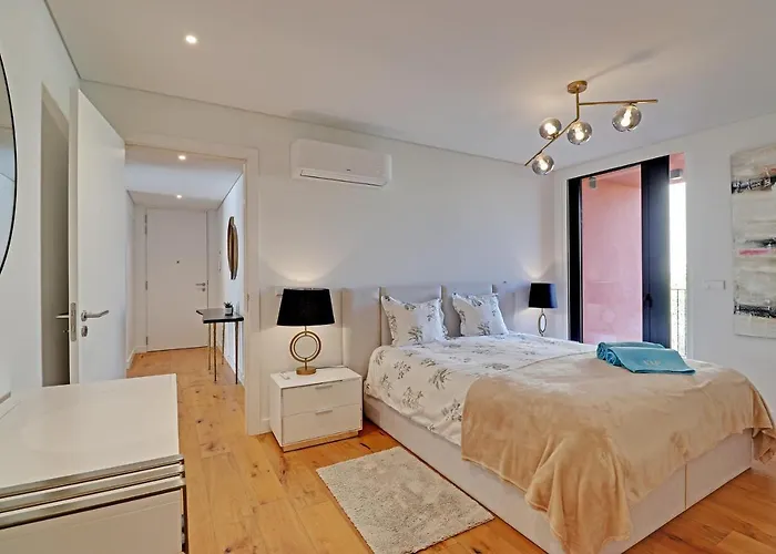 Dubai فيلامورا